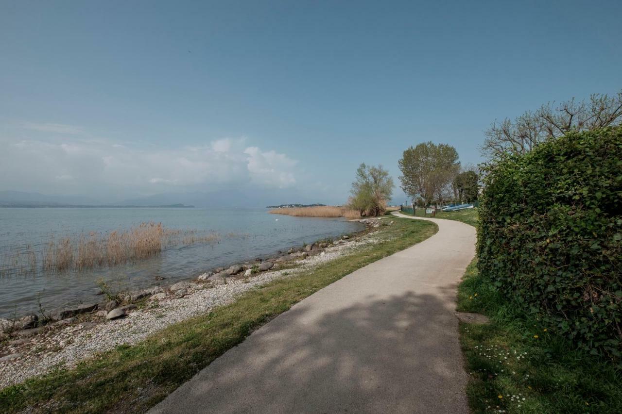 Residence Holiday Sirmione B8 Buitenkant foto