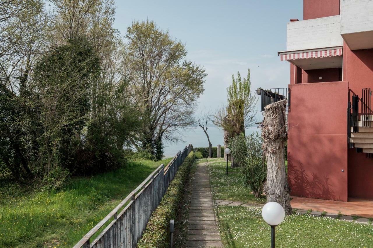 Residence Holiday Sirmione B8 Buitenkant foto